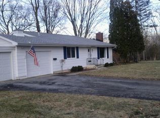 22 Stuyvesant Mnr, Geneseo, NY 14454