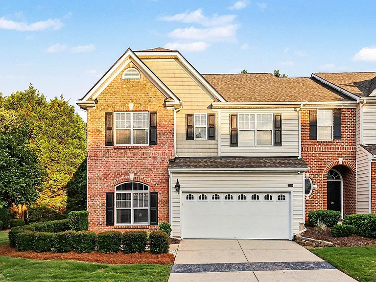 3110 Elm Tree Ln — Photo 1