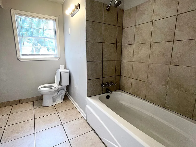 1314 Randall Dr — Photo 12