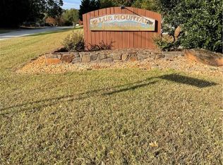 20 Lariat Loop, West Union, SC 29696