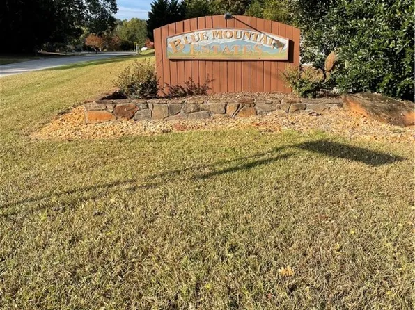 20 Lariat Loop, West Union, SC 29696