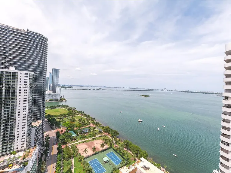 1717 N Bayshore Dr #3750 — Photo 10