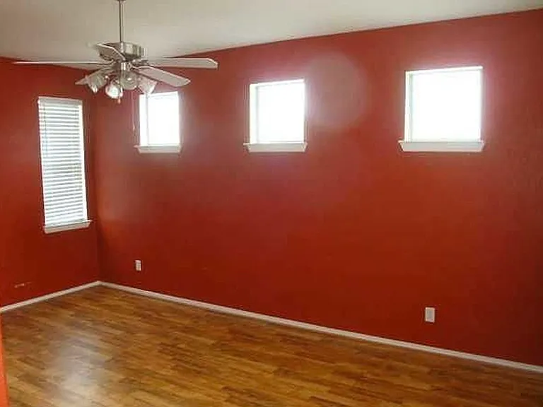 1524 Chestnut Dr — Photo 6