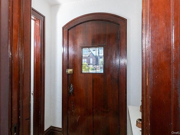 2nd image of 48 Emmett Pl