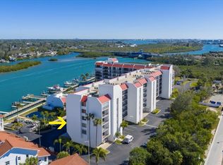 19111 Vista Bay Dr APT 202, Indian Shores, FL 33785