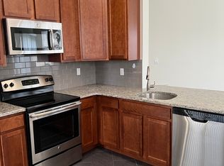 2405 Hunsberger Dr, Royersford, PA 19468