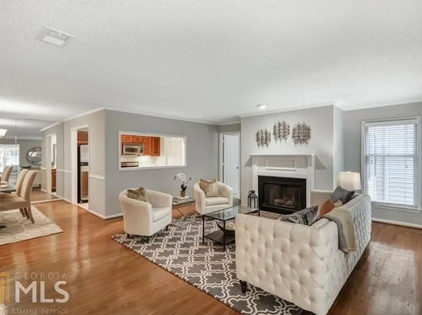 402 Bainbridge Dr NW, Sandy Springs, GA 30327