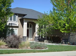2122 W Windchime Dr, Meridian, ID 83646