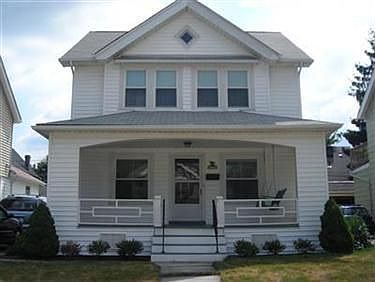 1st image of 2059 Reveley Ave
