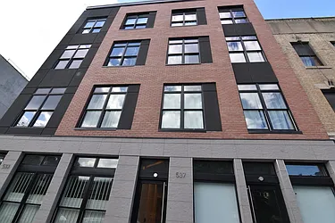 Rented by Tapiro Realty