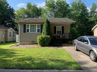 513 W Rigdon St, Carbondale, IL 62901