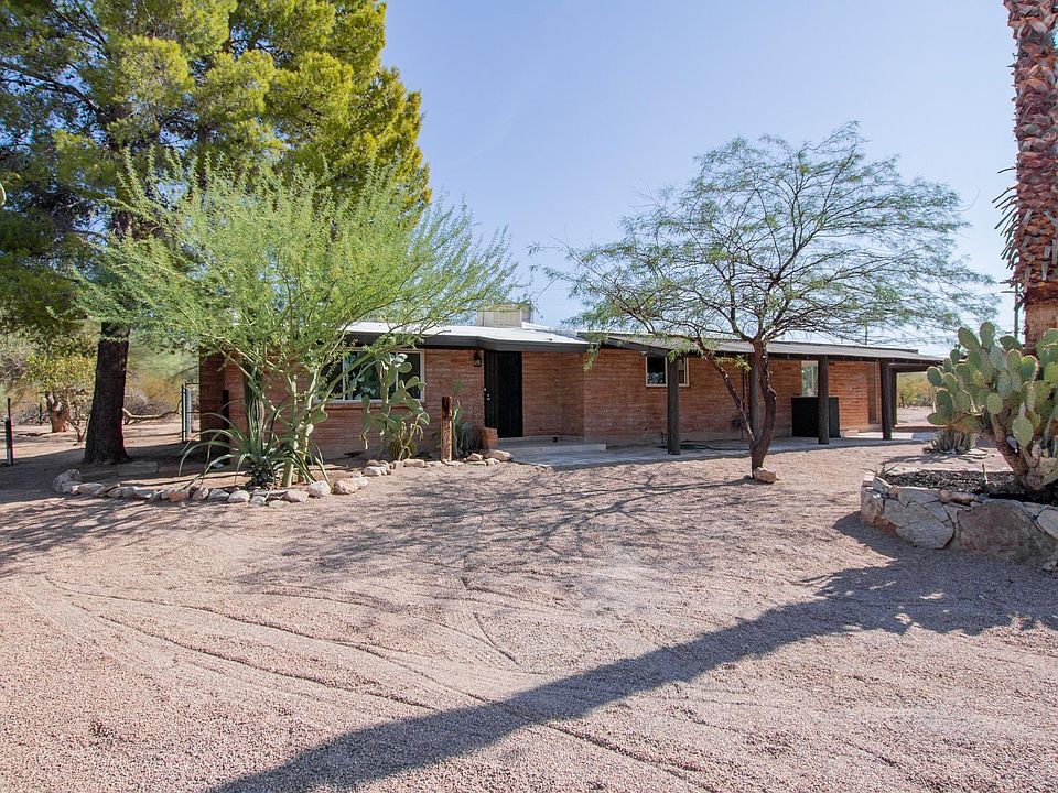 1st image of 1535 W Calle Del Media