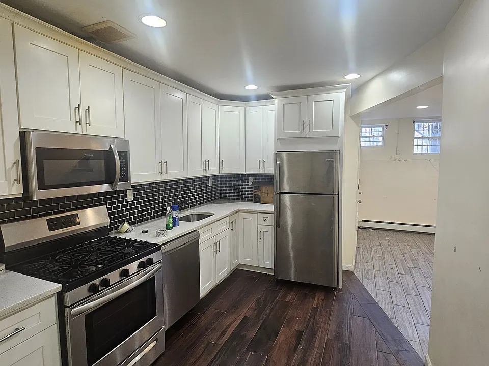 Carpenter Ave