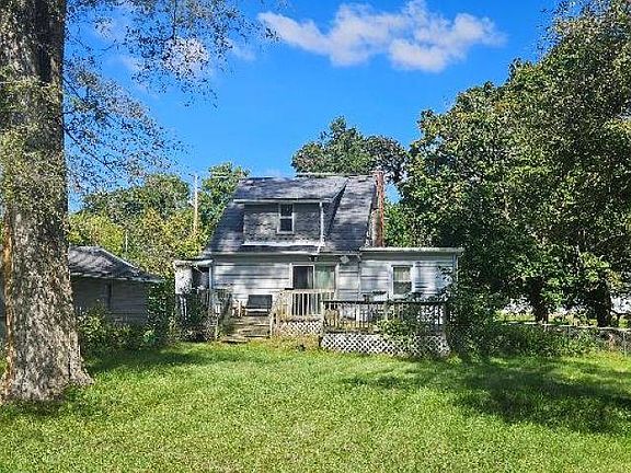 2nd image of 611 W Miller Rd