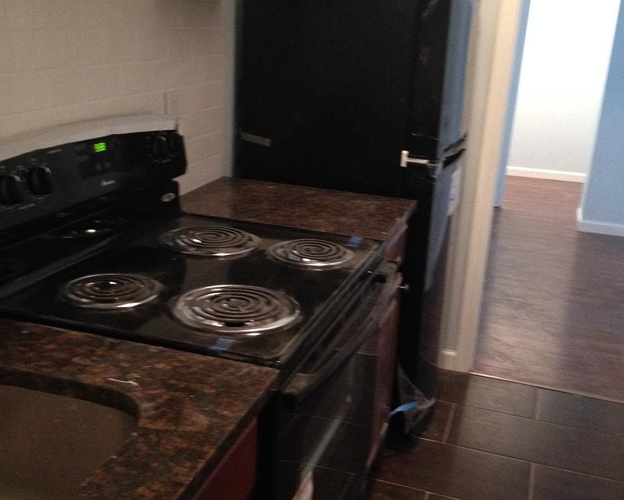 2nd image of 4049 Baring St APT 1R