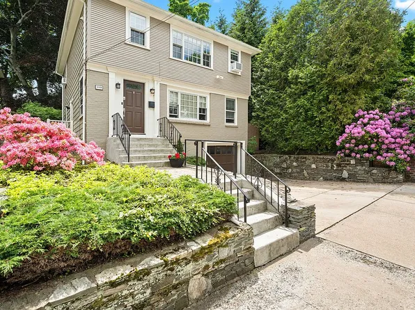 101 Halsey St, Providence, RI 02906