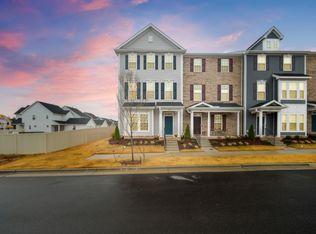 5915 Kayton St, Raleigh, NC 27616