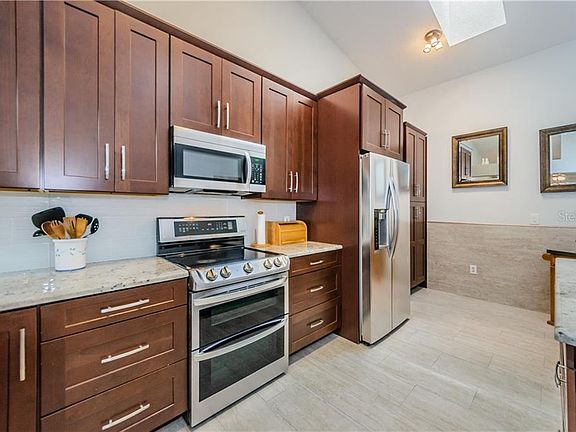 5th image of 39650 Us Highway 19 N APT 655
