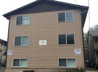 824 SW Grove St APT 1, Corvallis, OR 97333