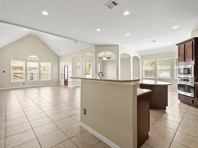 4713 La Escalona Dr — Photo 10