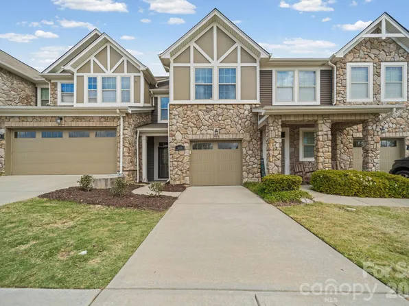 1108 Roderick Dr, Fort Mill, SC 29708