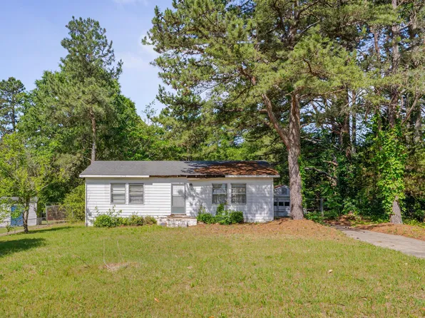 1109 N Pinkston St, Henderson, NC 27536