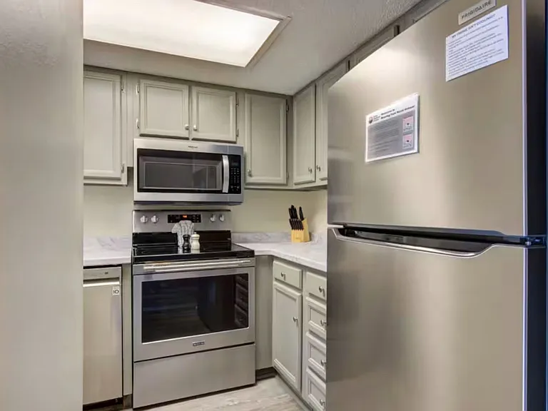 260 Roaring Fork Rd #208B — Photo 12