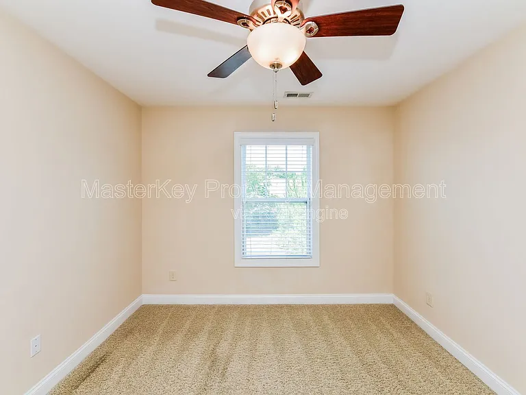 906 Keaton Ridge Ct — Photo 25