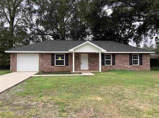 5356 Barcelona St, Pace, FL 32571