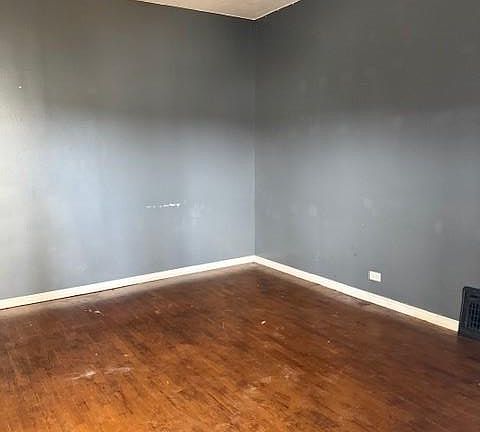 2nd image of 1810 Chestnut St