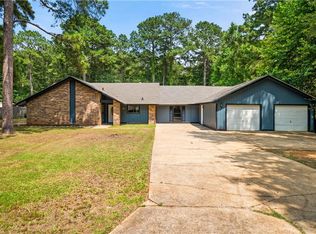 4410 Walden Dr, Pineville, LA 71360