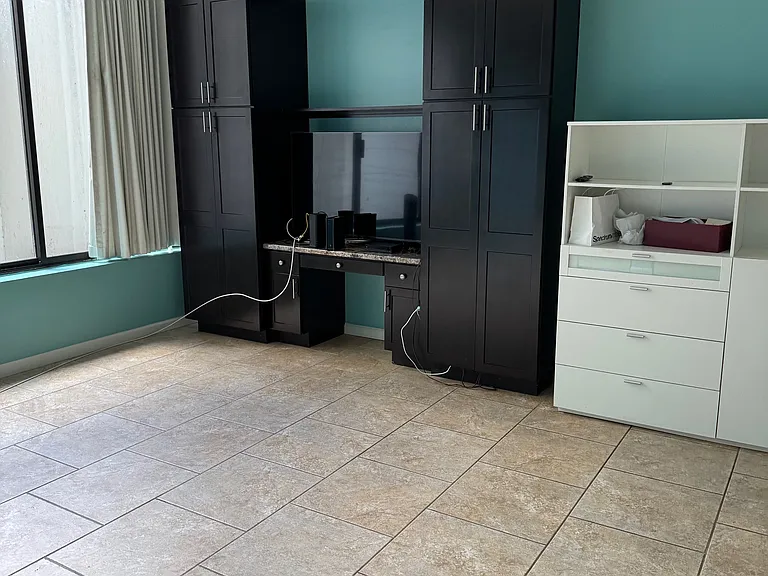 1088 Bishop St #203 — Photo 17