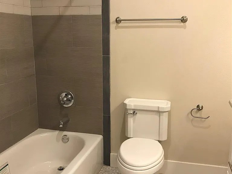 2504 Church St #3 — Photo 7