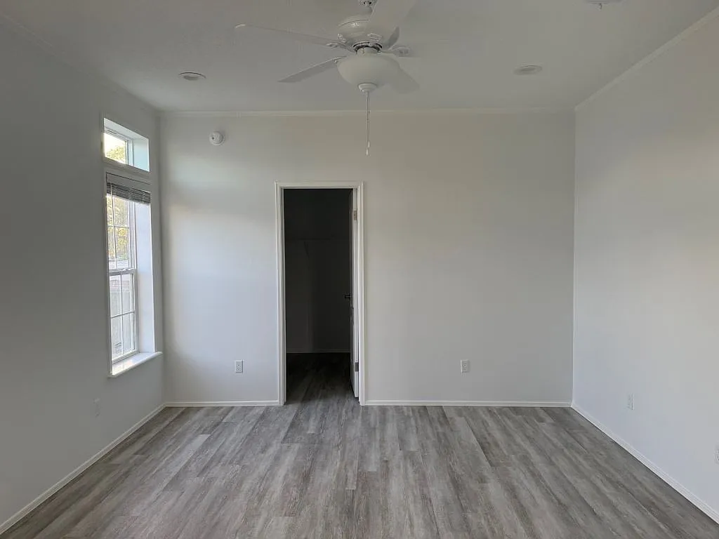2 bed, 2.0 bath, 1251 sqft, $1,599 — Photo 4