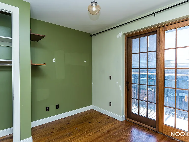 140 Stanhope St #3R — Photo 10