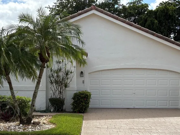 7744 Dundee Ln, Delray Beach, FL 33446