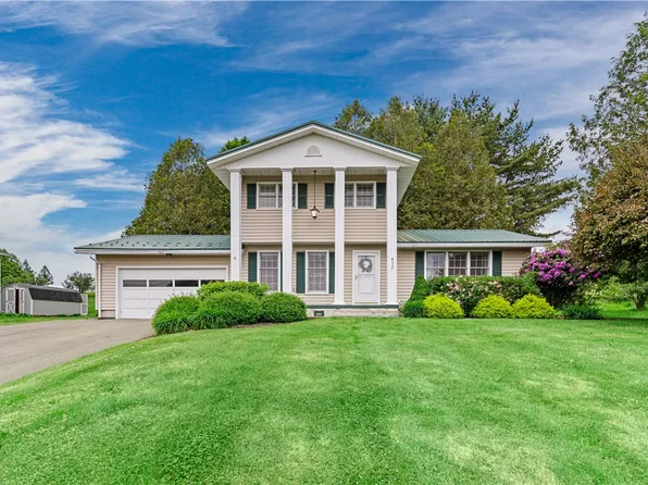 4337 Alexandria Dr, Cortland, NY 13045