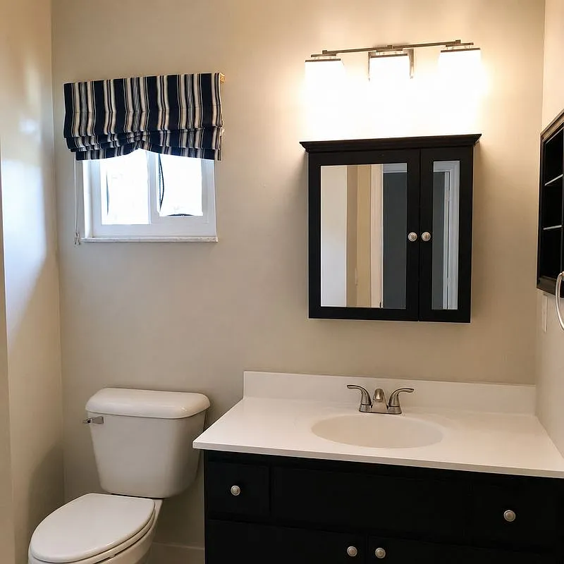 2 bed, 1.5 bath, 960 sqft, $1,400 — Photo 4