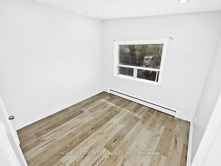2953 Lawrence Ave E #UPPER — Photo 7