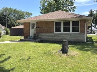 723 S 23rd Ave, Bellwood, IL 60104