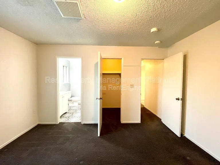 4619 E Indianapolis Ave — Photo 3