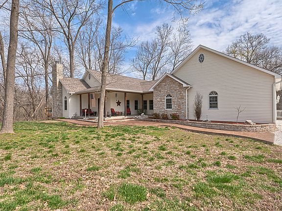 Nestled on 5 Peaceful Acres