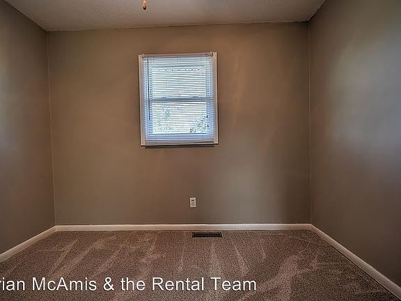 5th image of 101 Valley Dr