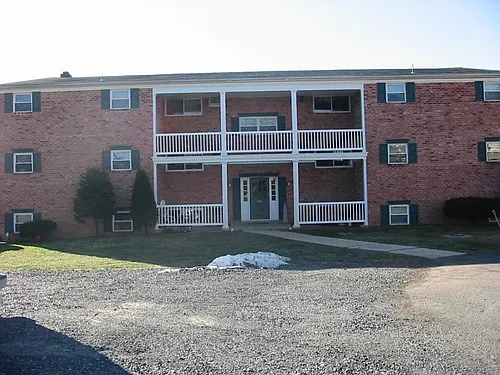 334 Main St #B4 Photo 1
