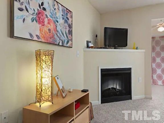 5th image of 2511 Huntscroft Ln APT 102