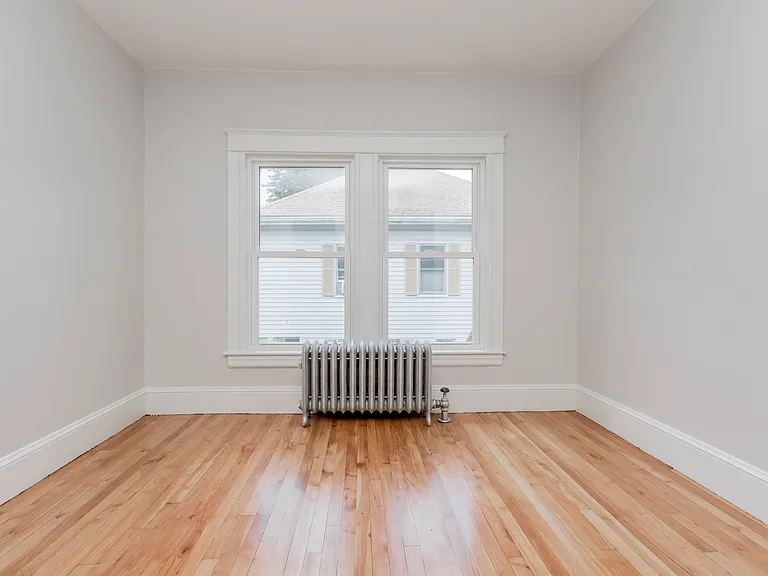 206 Pine St #2 — Photo 6