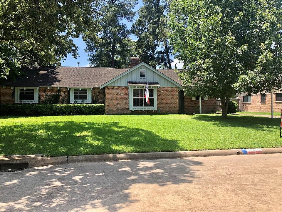 1st image of 10215 Barwood Dr