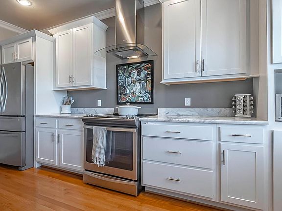 2nd image of 246 Westchase Dr