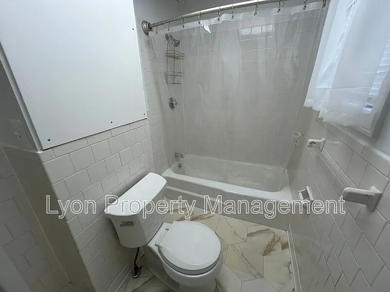 234 East St #1R — Photo 5
