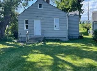 1251 22nd Ave SW, Cedar Rapids, IA 52404